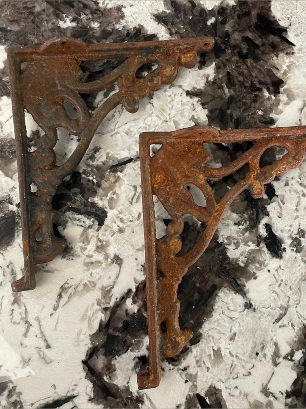 Rustic Brown Cast Iron Decorative Wall Shelf Bracket Pair 8” x 7”, Vintage